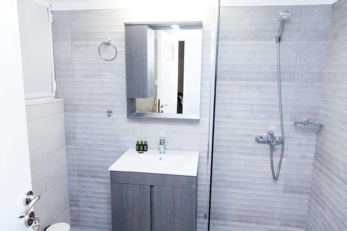Modern Beauty In Central Area Atenas Exterior foto